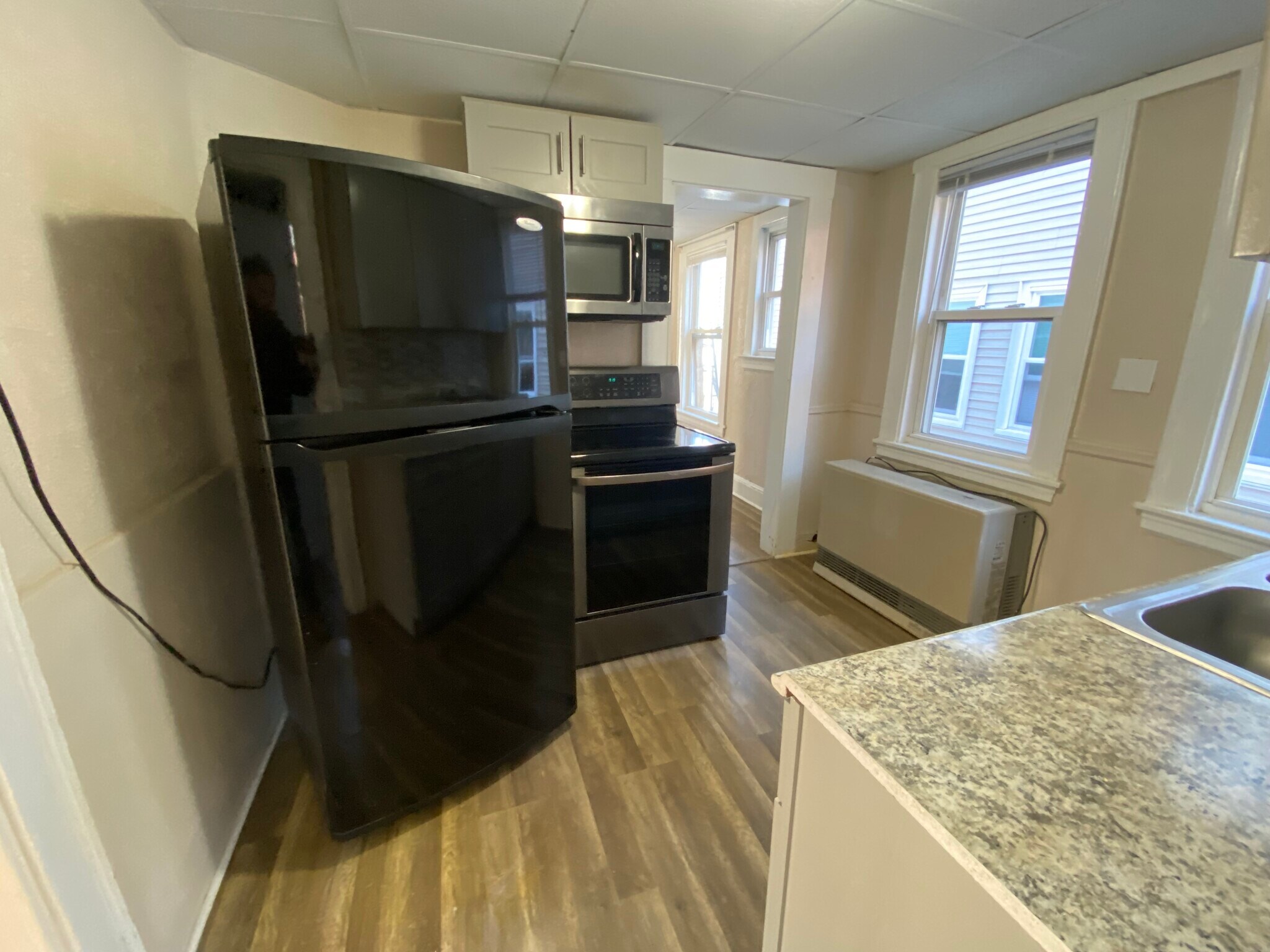 Building Photo - 182 Grant St