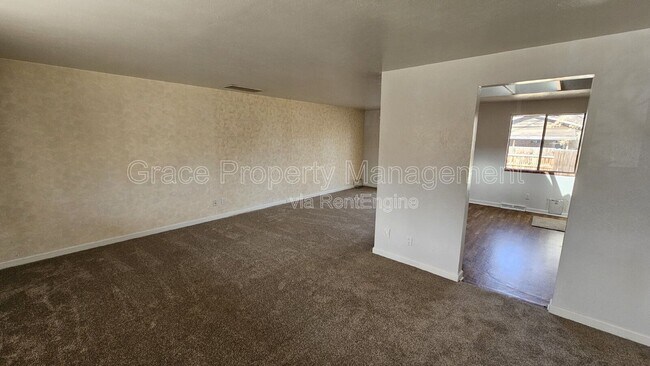 Building Photo - 8151 W Evans Ave