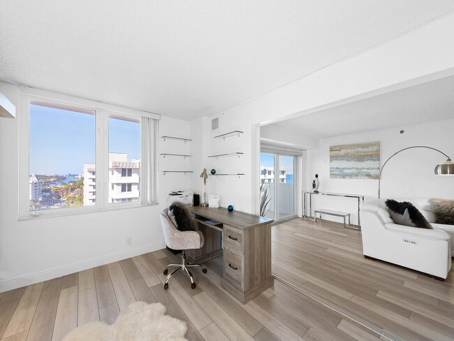 Building Photo - 3301 S Ocean Blvd