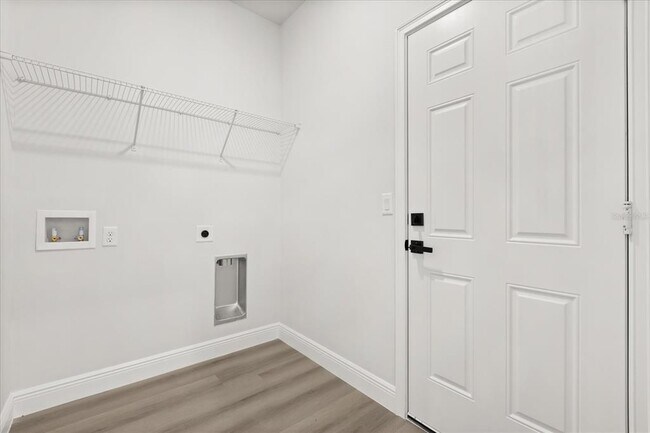 Building Photo - 15568 SW 46th Cir