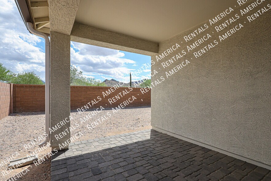 Building Photo - 8845 S 165th Ave