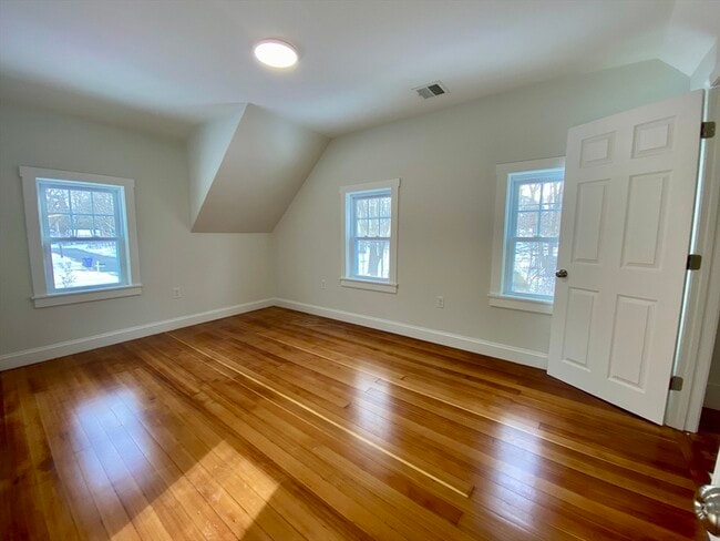 Building Photo - 3 Claflin St