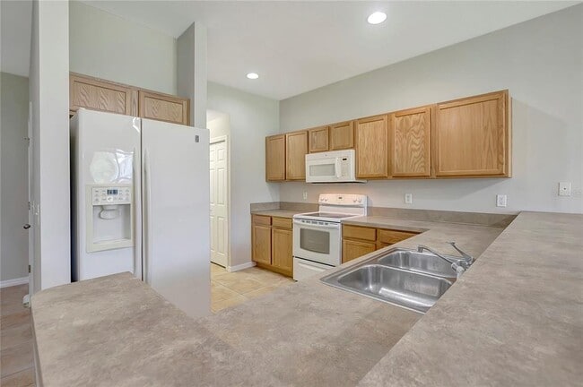 Building Photo - 10311 Stone Moss Ave