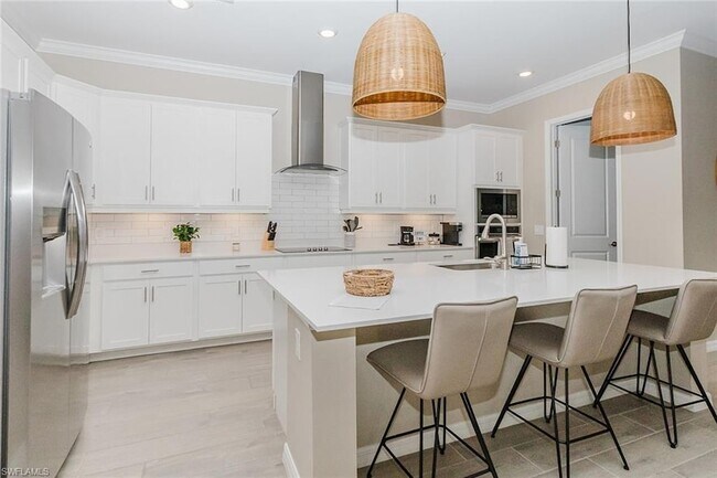 Building Photo - 5856 Sunningdale St