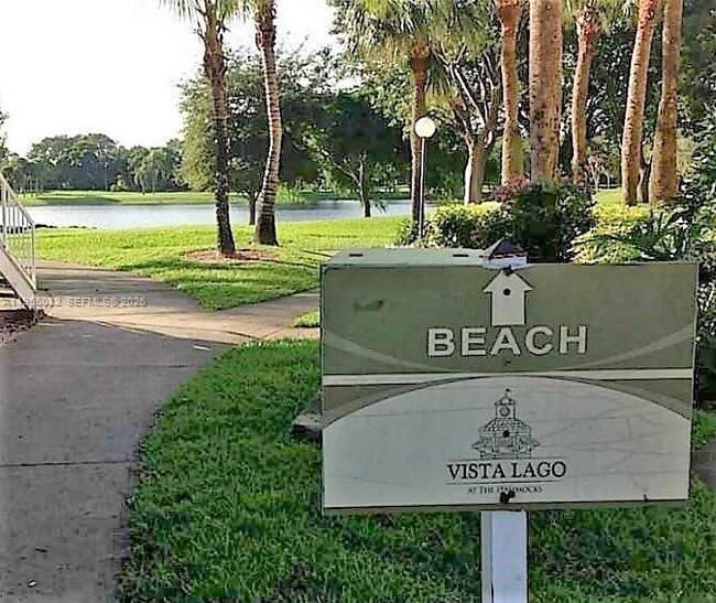 Building Photo - 15610 SW 105th Ln