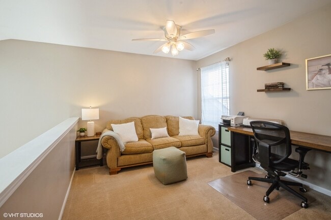 Building Photo - 707 Clover Hill Ct