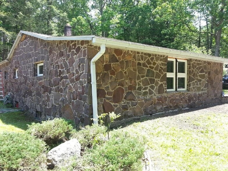 Building Photo - 37 Nesco Manor Rd