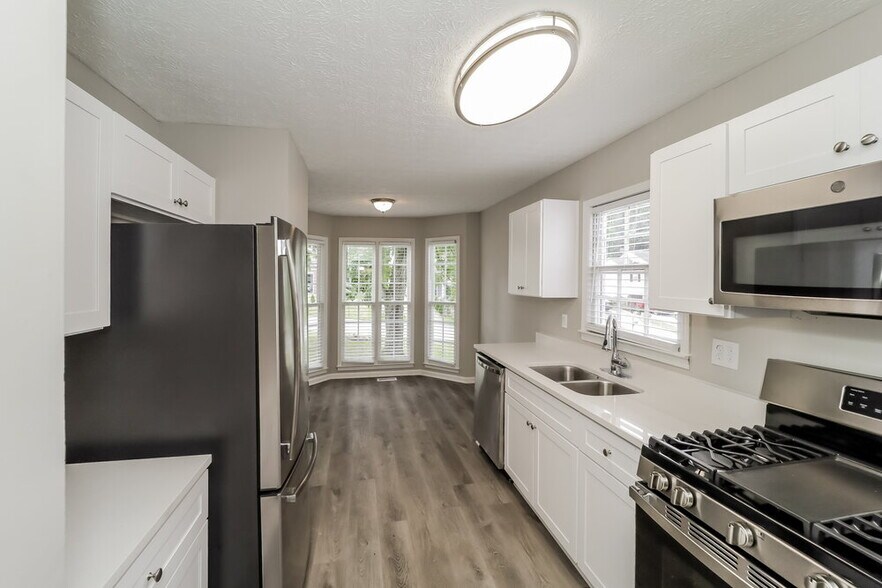 Building Photo - 1769 Bertram Ln SW