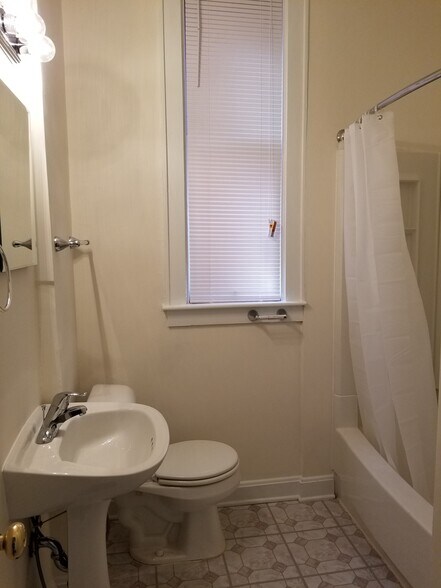Pedestal Sink and Built in Medicine Cabinet - 137 W Hubbard Ave