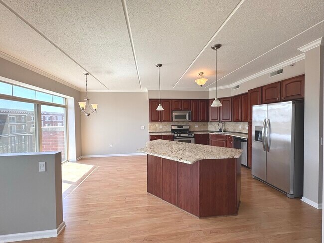 Building Photo - 656 Pearson St