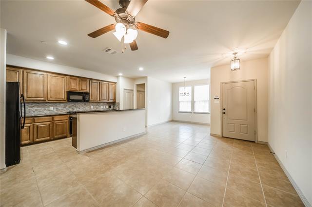 Building Photo - 2813 Sheridan Dr