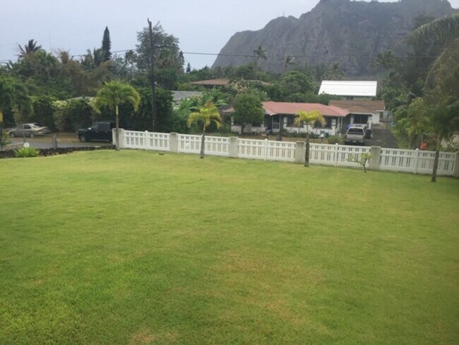 Building Photo - Charming Island Retreat – 3BR/2BA Home A B...