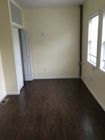 Building Photo - 4619 Locust St