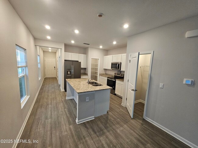 Building Photo - 8109 Cheryl Ann Ln