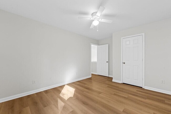 Building Photo - 3476 Harvest Ridge Ln NE