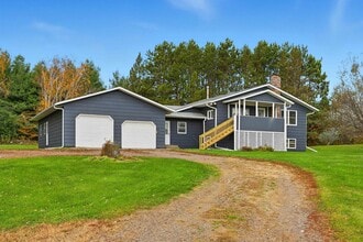 Building Photo - 1681 Mahogany St