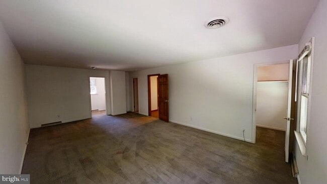 Building Photo - 3842 Stoneybrook Rd