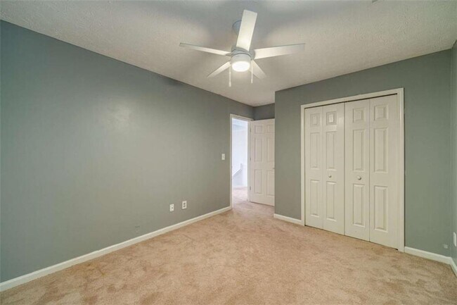 Building Photo - 934 Dominion Walk Dr SW
