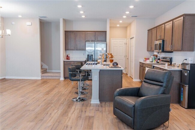 Building Photo - 387 Crossings Ave