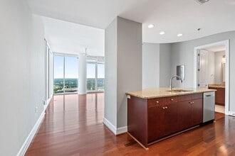 Building Photo - ** 2 MONTHS OF FREE RENT ** Living the Sky Life in Downtown Raleigh! 1 BE/1 BA Condo on the 32nd ...