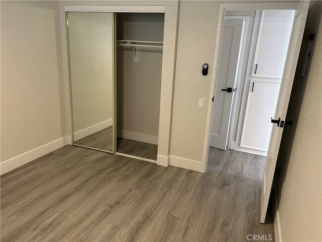 Building Photo - 2801 Los Felices Cir E