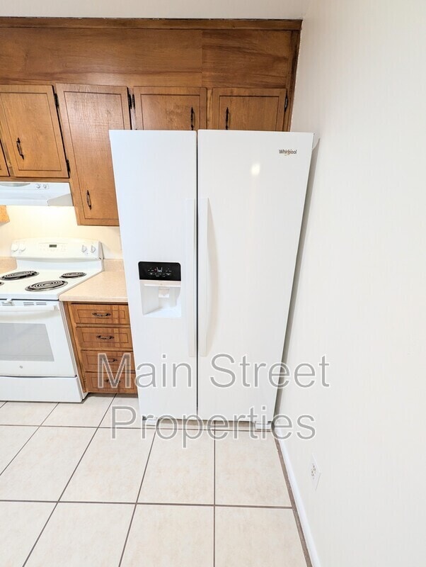 Building Photo - 5086 Yacht Harbor Cir