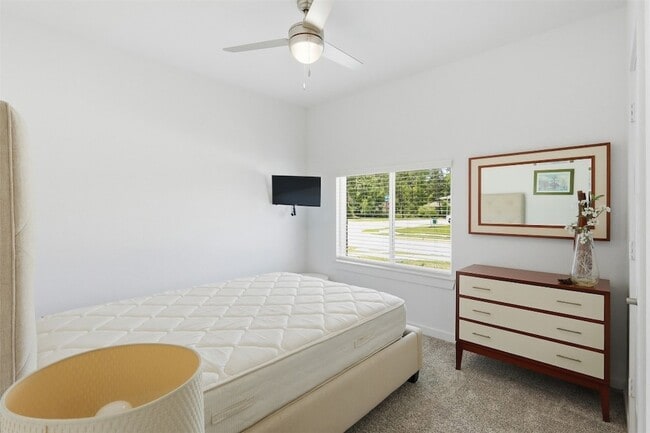 Building Photo - 14280 Big Bnd Dr