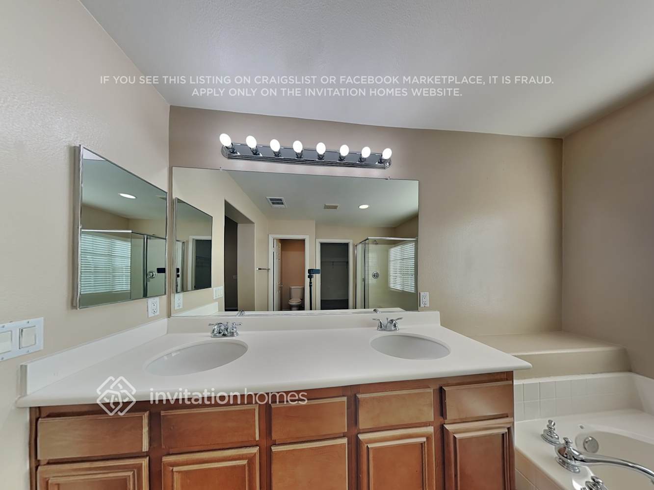 Building Photo - 29784 Cheshire Ct