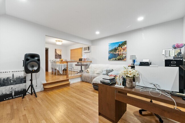 Building Photo - 50 Cottage St