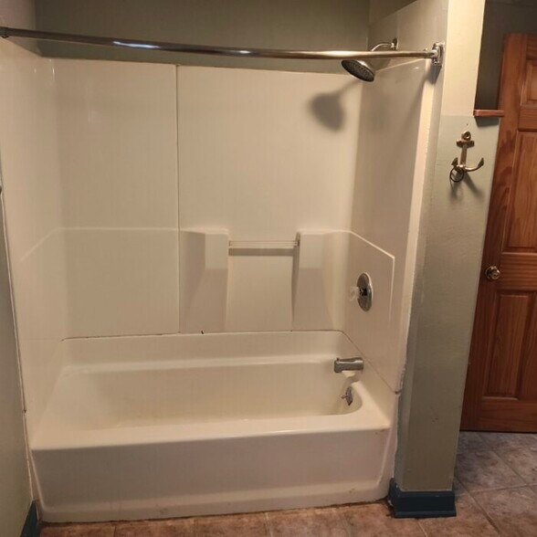 Bathroom 2 - 116 S Main St