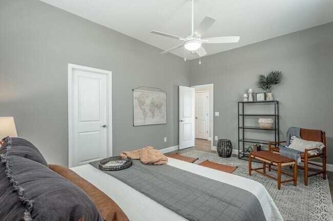 Building Photo - New 4 Bedroom Home in Red Bank with 2-Car Garage