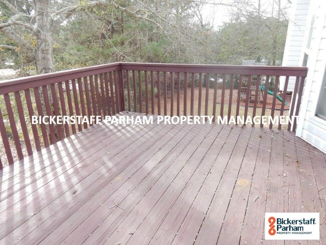 Building Photo - The Ideal Space to Balance Life, Work and Play.