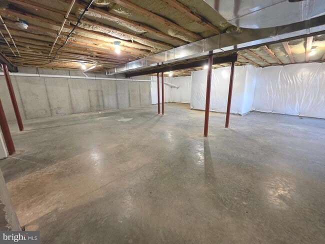 Building Photo - 94 Wolf Creek Cir