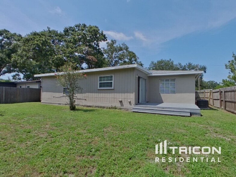 Building Photo - 5930 66th Terrace