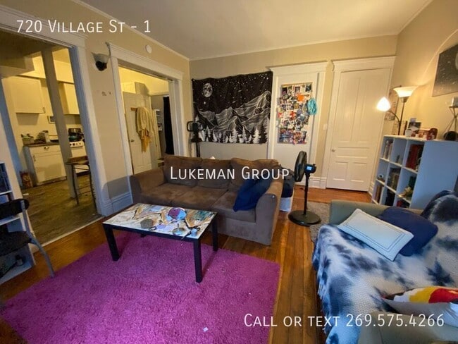 Primary Photo - 720 Village St