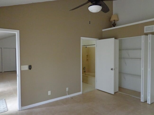 Building Photo - 1167 Periwinkle Pl
