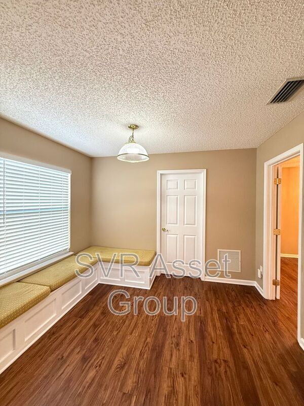 Building Photo - 3343 Burgandy Branch Dr