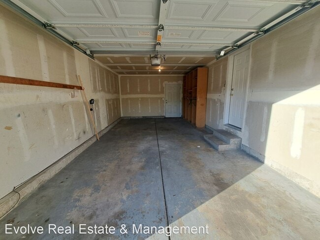 Building Photo - 3 br, 2.5 bath House - 469 E 250 N