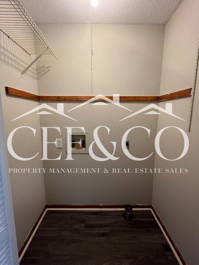 Building Photo - 22-B Rachel Ct