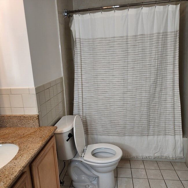 Building Photo - 1323 Worcester Rd