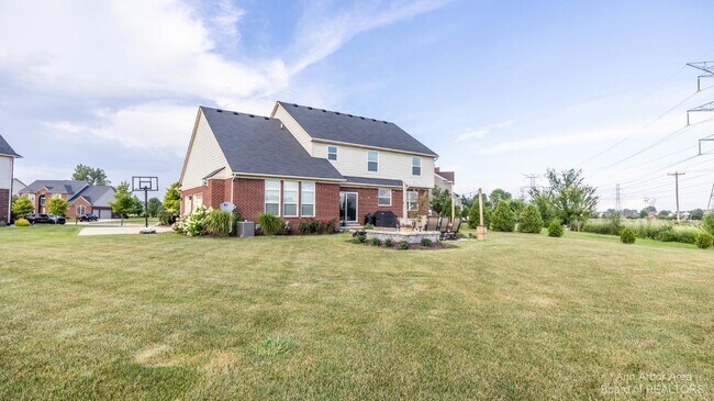 Building Photo - 815 Atherstone Dr