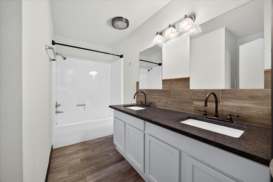 Building Photo - 2508 Purdue Cir