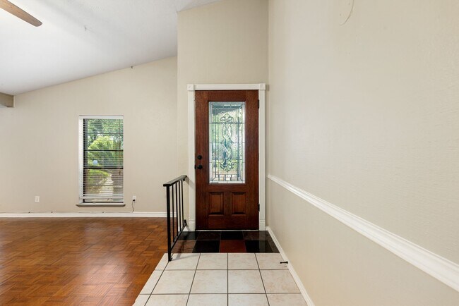 Building Photo - 4838 Gretna Green Dr