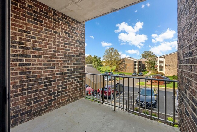 Building Photo - 7812 Hanover Pkwy