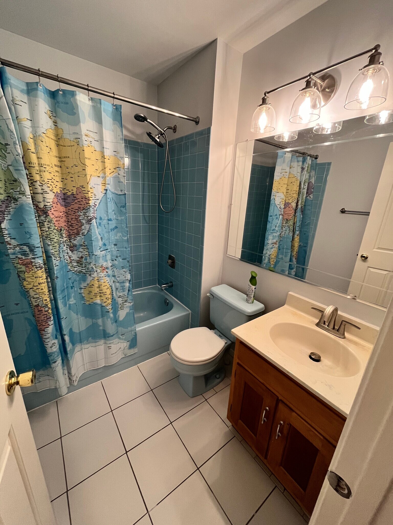 hallway bathroom - 2147 Chapel Valley Ln