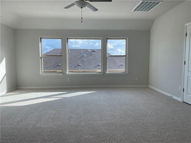 Building Photo - 14109 Pennington Ln