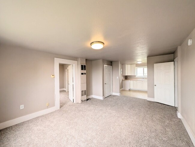 Building Photo - 1Bd/1Ba Everett Condo