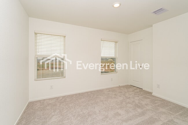 Building Photo - 442 Southern Magnolia Wy