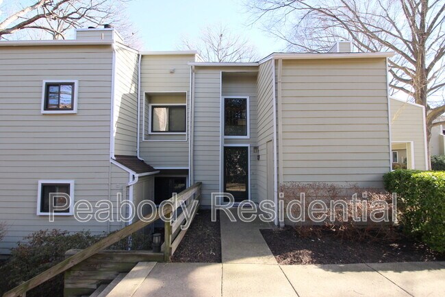 Building Photo - 1956 Villaridge Dr