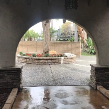 Building Photo - The Arches Apartments